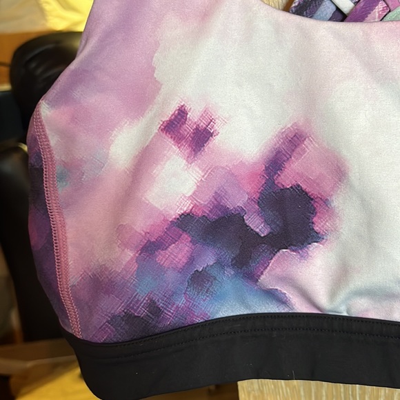 lululemon open back, braided sports bra - Picture 2 of 4